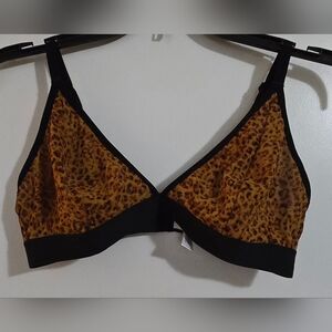 Old Navy Bralette 🐆